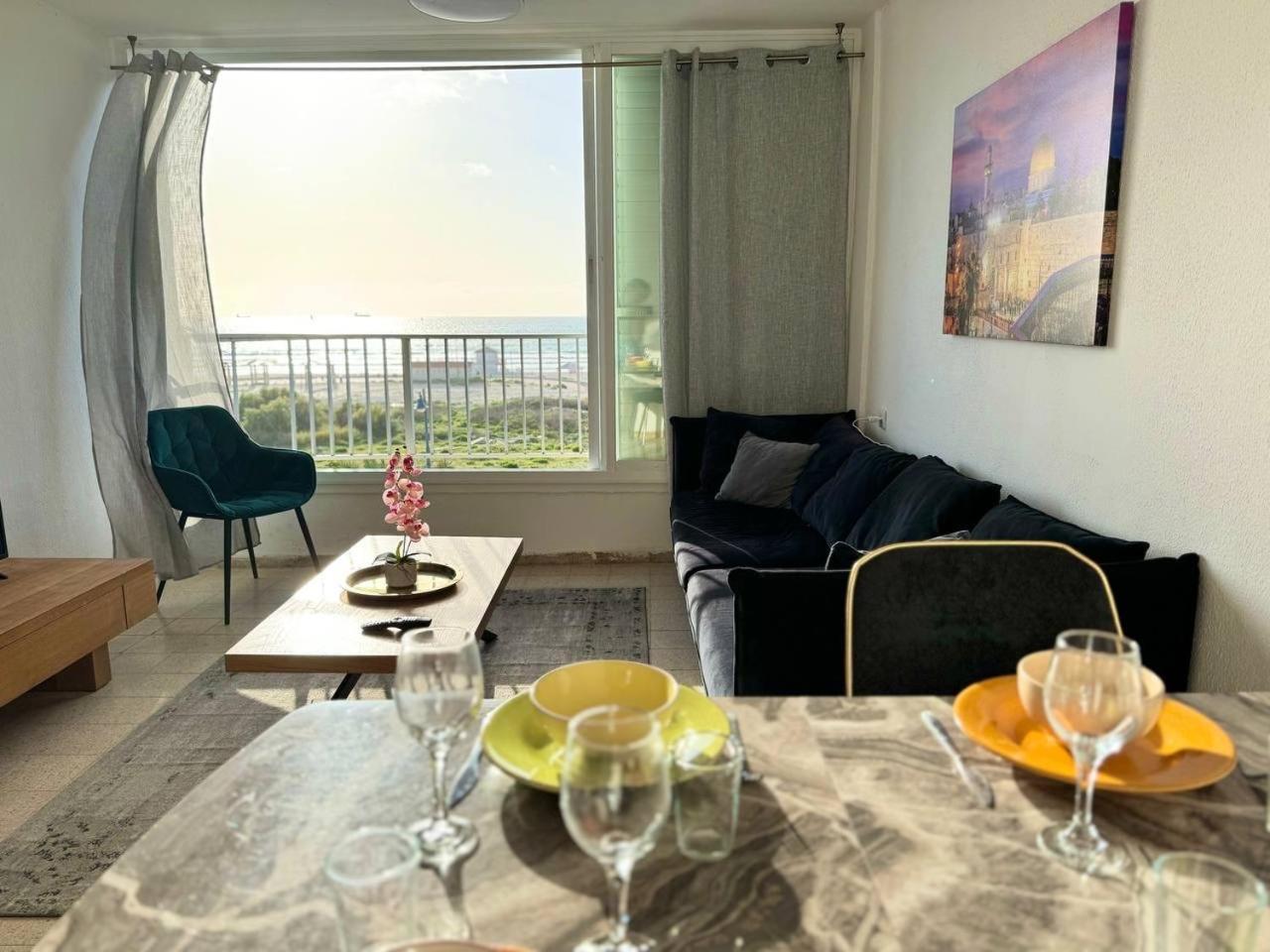 Amazing Sea View Apartment Qiryat Yam Екстериор снимка