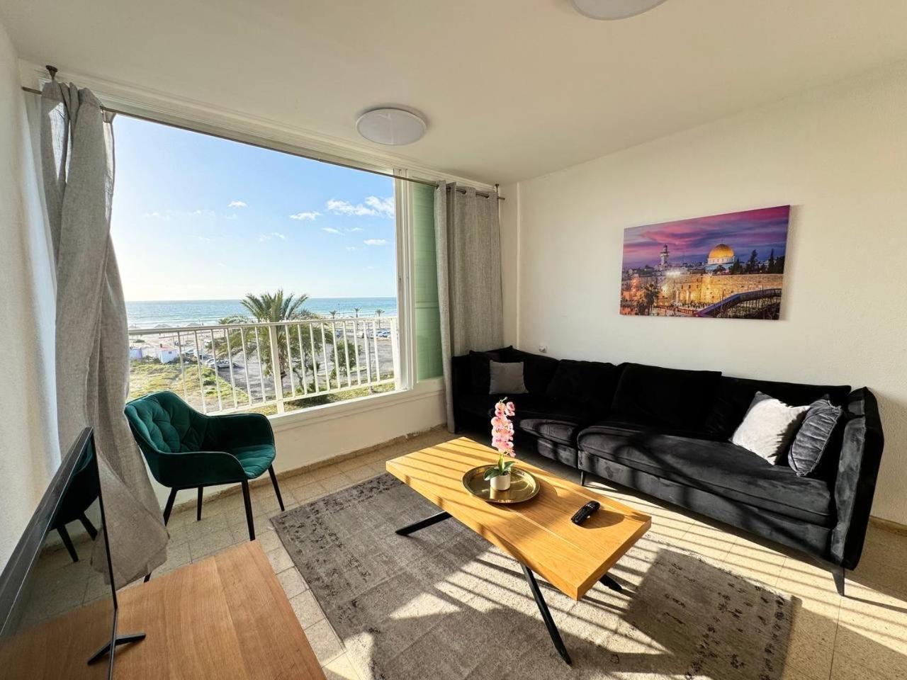 Amazing Sea View Apartment Qiryat Yam Екстериор снимка